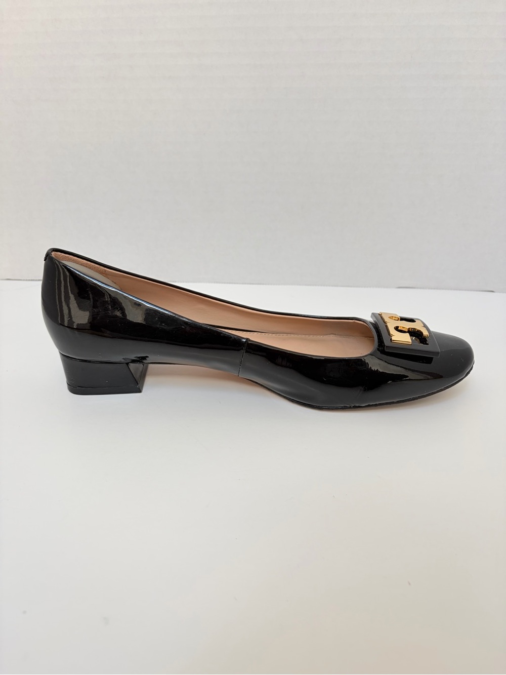 Tory Burch Gigi Pump Square Toe Block Heels Patent Leather Black Gold Size 8.5 - Picture 2 of 14